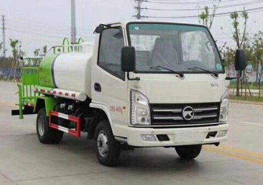 凱馬2噸藍(lán)牌灑水車(chē)圖片 凱馬2噸藍(lán)牌灑水車(chē)圖片