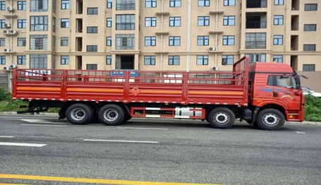 解放焊v前四后八(8x4)氣瓶運(yùn)輸車(chē) 解放焊v前四后八(8x4)氣瓶運(yùn)輸車(chē)
