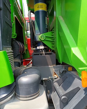 庫(kù)存重汽豪沃TX小四橋渣土車(chē)多方位圖片 庫(kù)存重汽豪沃TX小四橋渣土車(chē)多方位圖片