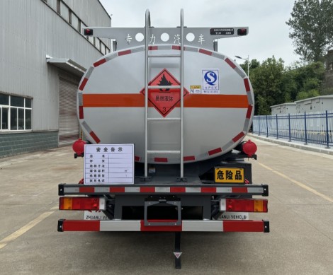東風(fēng)華神HV3D加油車(chē),專(zhuān)力牌ZLC5116GJYEQ6型加油車(chē) 東風(fēng)華神HV3D加油車(chē),專(zhuān)力牌ZLC5116GJYEQ6型加油車(chē)
